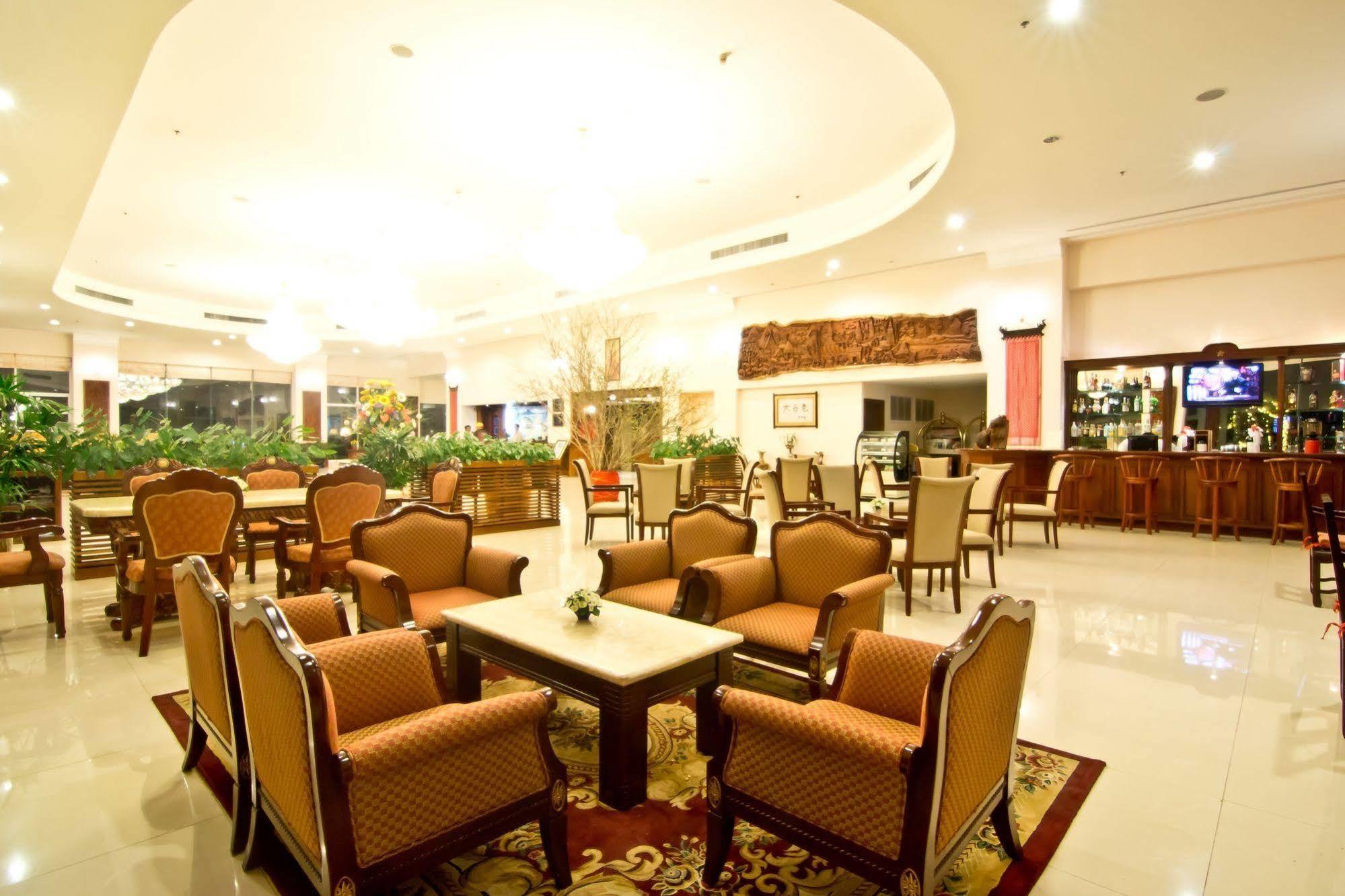Champasak Grand Hotel Pakse Esterno foto